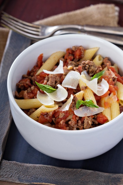 Pasta boloñesa con tocino