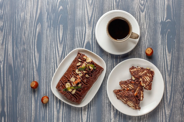 Pastel Mosaico de Chocolate y Galletas