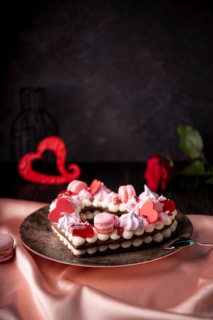 Pastel de San Valentín con espacio de copia