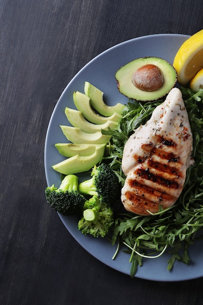 Pechuga de pollo a la plancha con brócoli