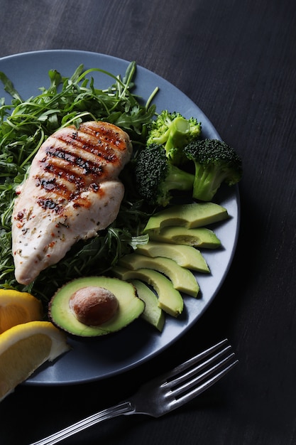 Pechuga de pollo a la plancha con brócoli