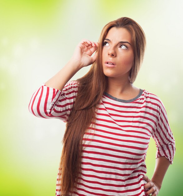 Pensamiento de la mujer de pelo ong