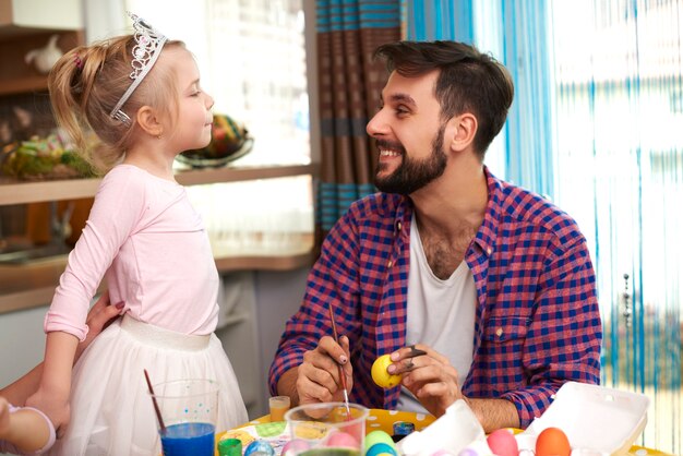 Pequeña princesa y su padre