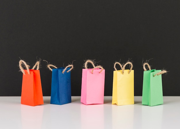Pequeños paquetes brillantes
