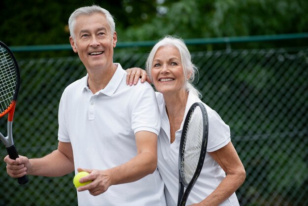 Personas que tienen actividad de jubilación feliz