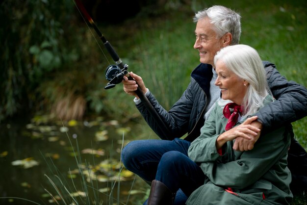 Personas que tienen actividad de jubilación feliz