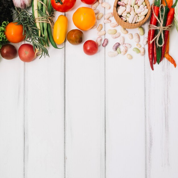 Pila de diferentes verduras