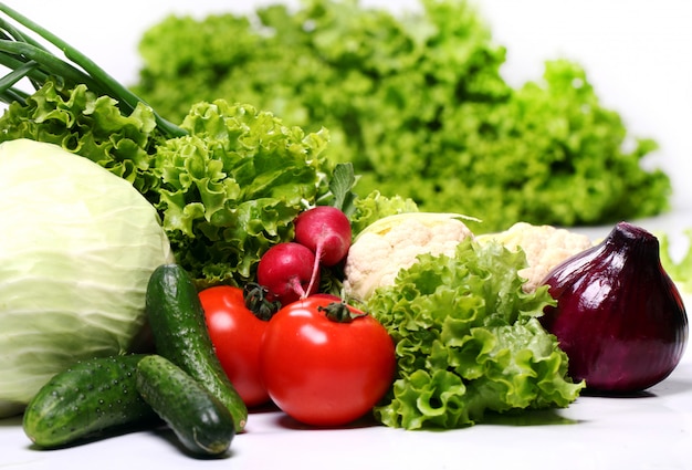 Pila de verduras frescas