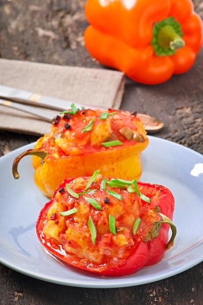 Pimientos rellenos de papas y chorizo