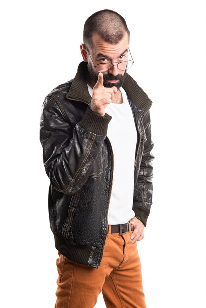 Pimp man mostrando algo