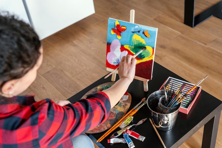 Foto gratuito pintura de mujer de cerca