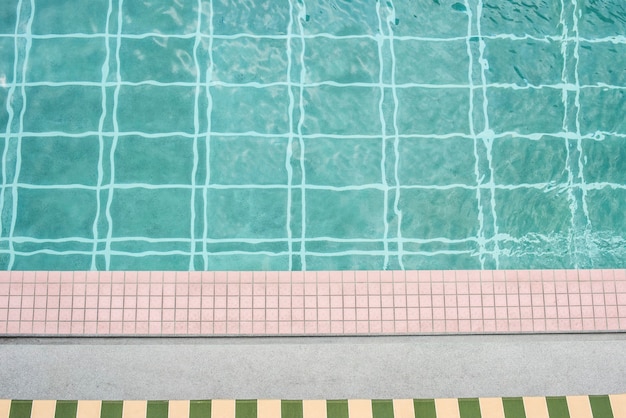 Foto gratuita piscina en verano