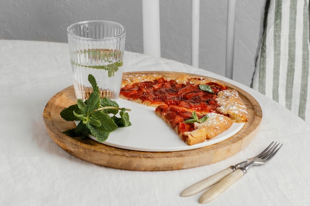 Pizza de alto ángulo para el desayuno