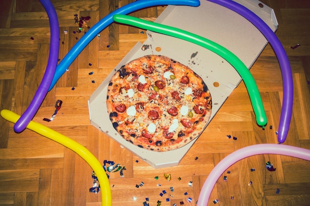 Foto gratuita pizza deliciosa para la fiesta