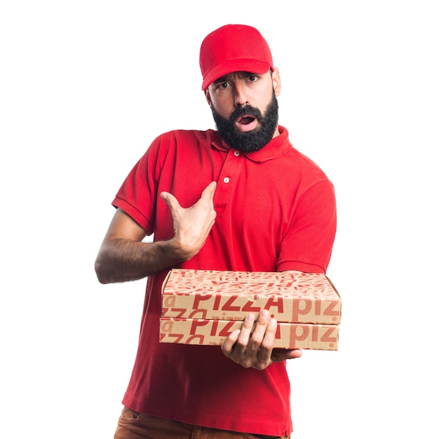 Pizza entrega hombre haciendo sorpresa gesto