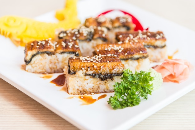 placa restaurante rodillo sushi de mariscos