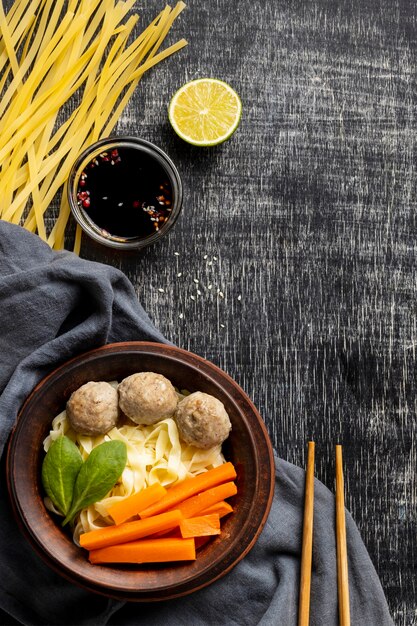 Plano delicioso bakso indonesio endecha