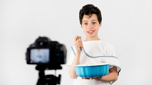 Foto gratuita plano medio, cocina fresca para niños