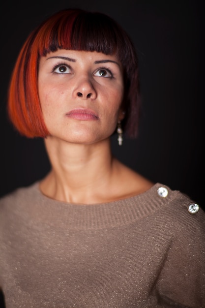 Foto gratuita plantean retrato de la belleza del cabello hermoso