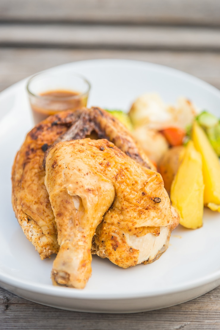 Foto gratuito pollo a la parrilla