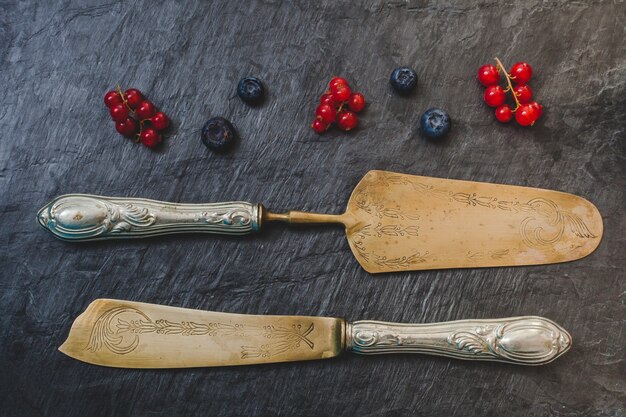 Foto gratuita postre de frutas elegantes