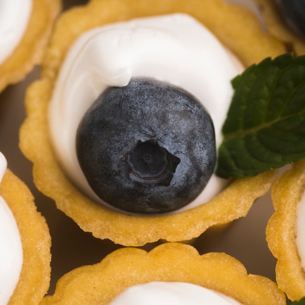 Postre de primer plano con uva