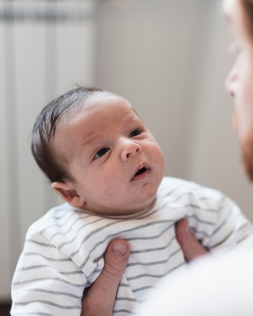 Primer padre, tenencia, lindo, hijo