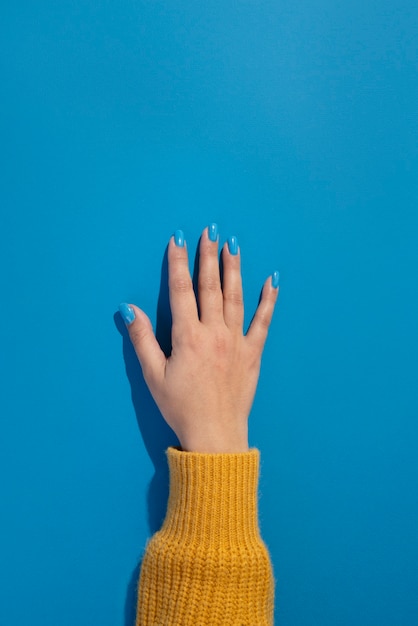 Foto gratuita primer plano de arte de uñas de belleza