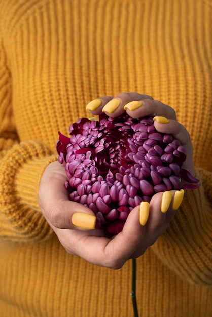 Primer plano de arte de uñas de belleza