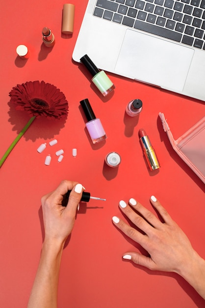 Primer plano de arte de uñas de belleza