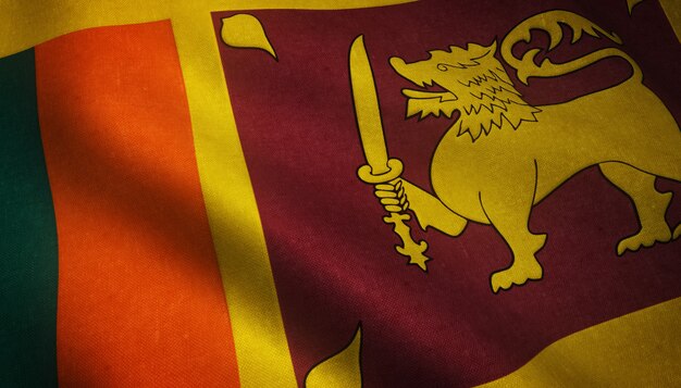 Primer plano de la bandera ondeante de Sri Lanka con texturas interesantes