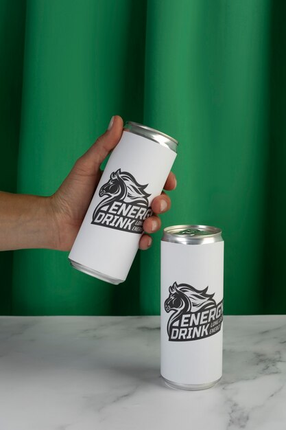 Un primer plano de las bebidas energéticas