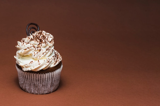 Primer plano de cupcake delicioso dulce