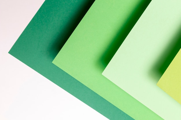 Primer plano de diferentes tonos de patrones verdes