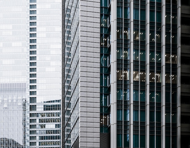 Primer plano de edificios de oficinas de arquitectura moderna