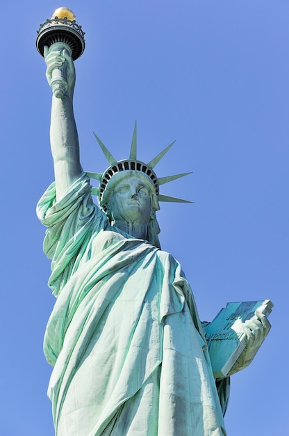 Primer plano de la estatua de la libertad en la ciudad de Nueva York Manhattan