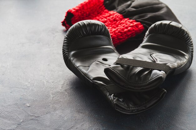 Primer plano de guantes de boxeo