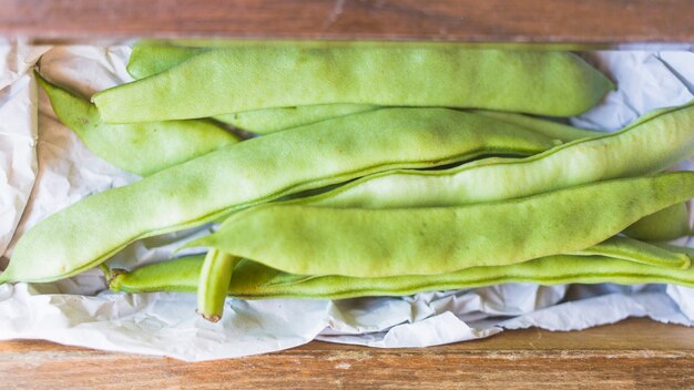 Primer plano de las habas de jacinto verdes saludables