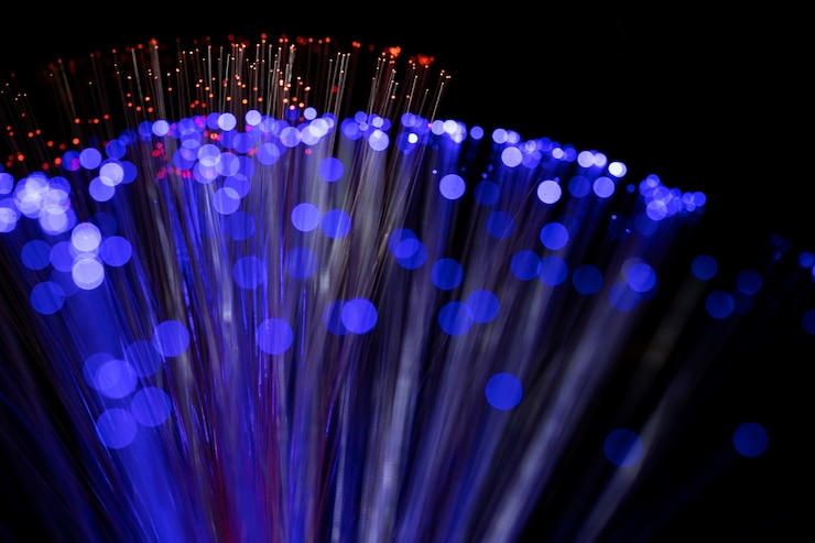 Foto gratuito un primer plano de los hermosos detalles de la fibra óptica