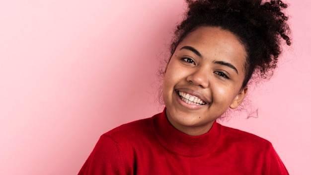 Primer plano, de, mujer sonriente