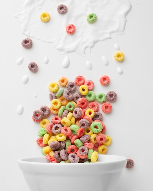 Primer plano sabroso cereal colorido