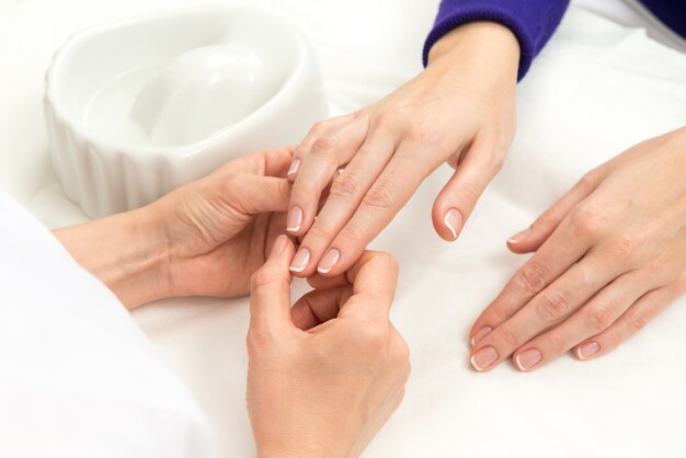 Proceso de Manicura Francesa