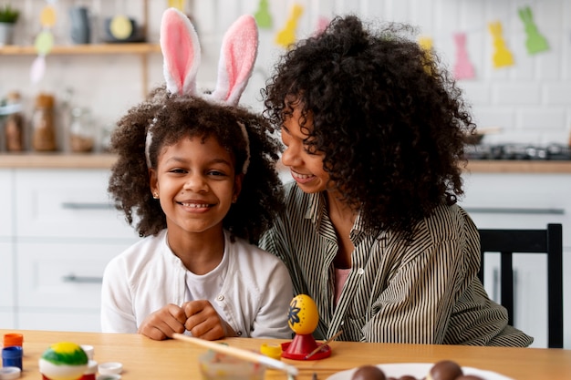 Foto gratuita el pueblo brasileño celebra la pascua