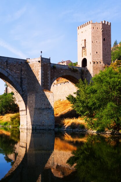 Puente de Alcántara sobre el río Tajo