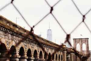 Foto gratuita puente de brooklyn y rascacielos en el horizonte