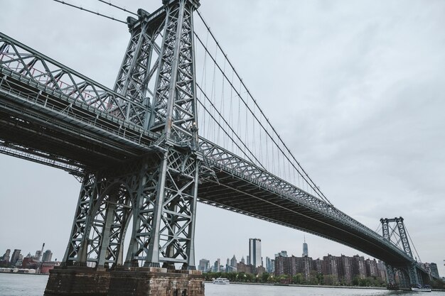 Puente de Manhattan con vistas a Nueva York