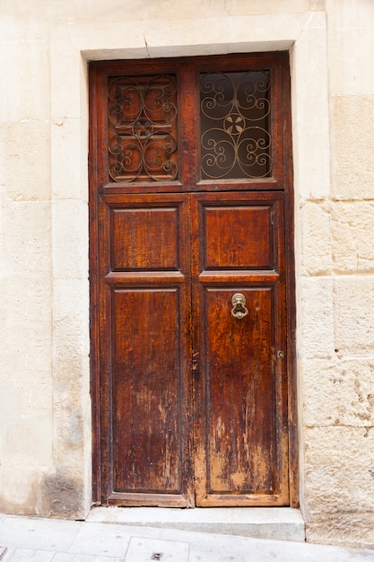 Puerta de madera vintage