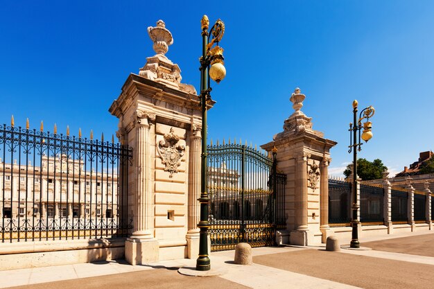 Puerta del Palacio Real. Madrid