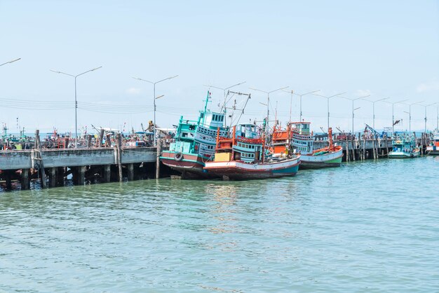 puerto de barco de pesca