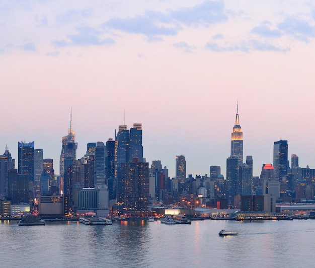 Puesta de sol de la ciudad de Nueva York